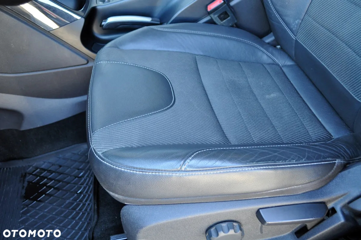 Ford Kuga 1.6 EcoBoost FWD Titanium ASS - 16