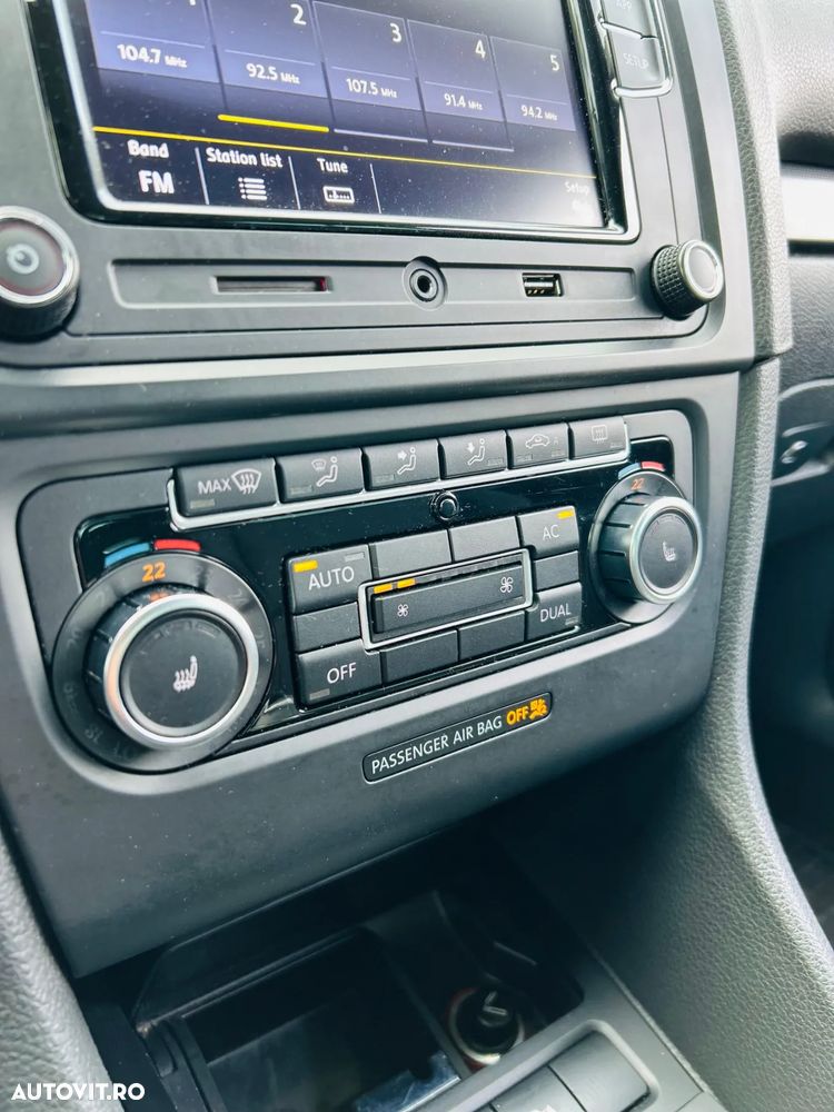 Volkswagen Golf - 19