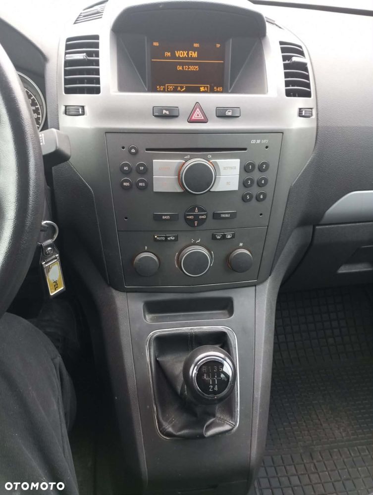 Opel Zafira 1.8 Enjoy - 9