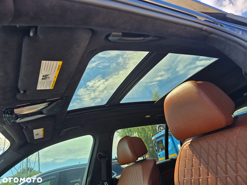 BMW X7 - 12