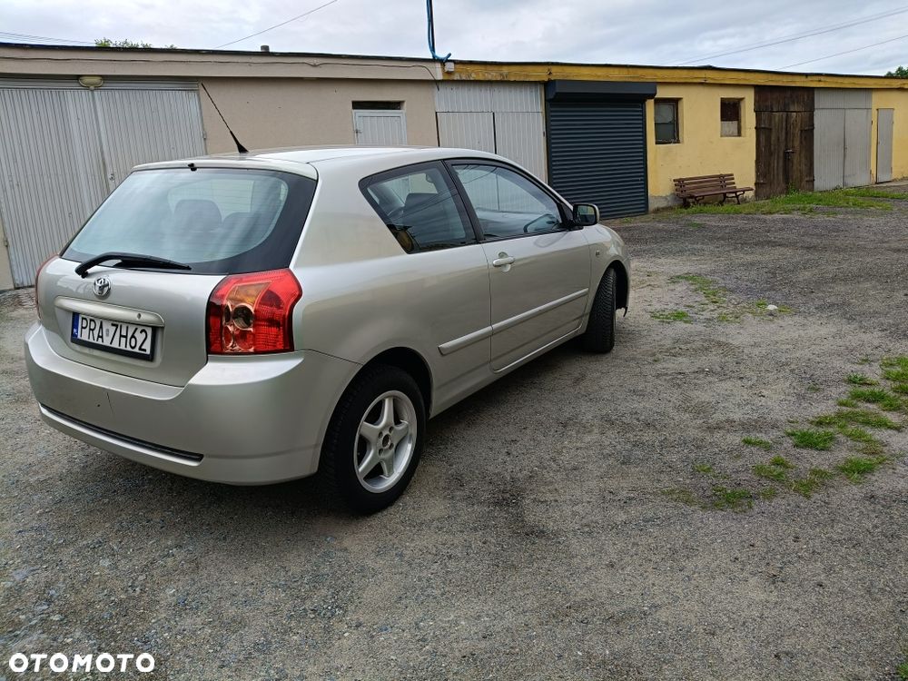 Toyota Corolla - 6