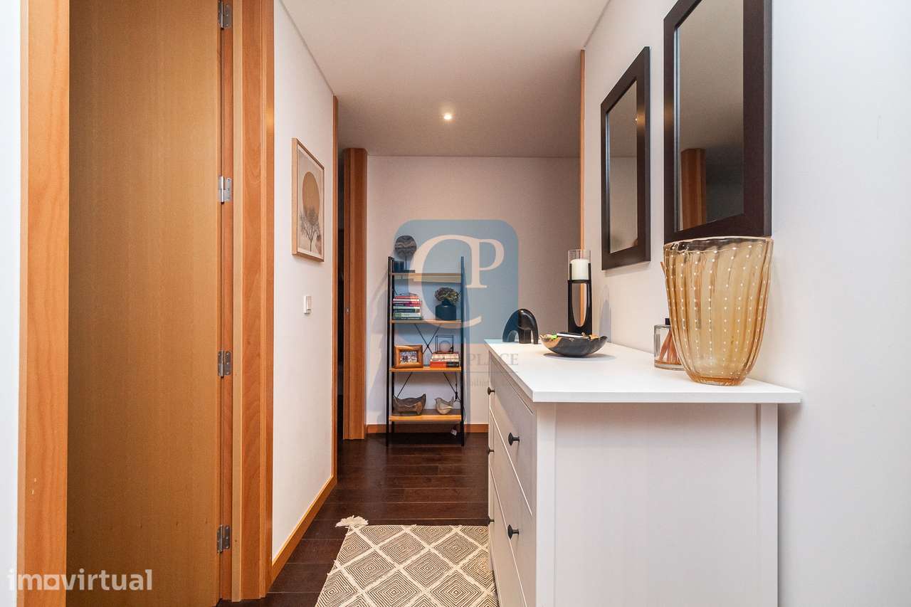 Apartamento T2Kit como novo, junto à Igreja da Areosa - Grande imagem: 4/29