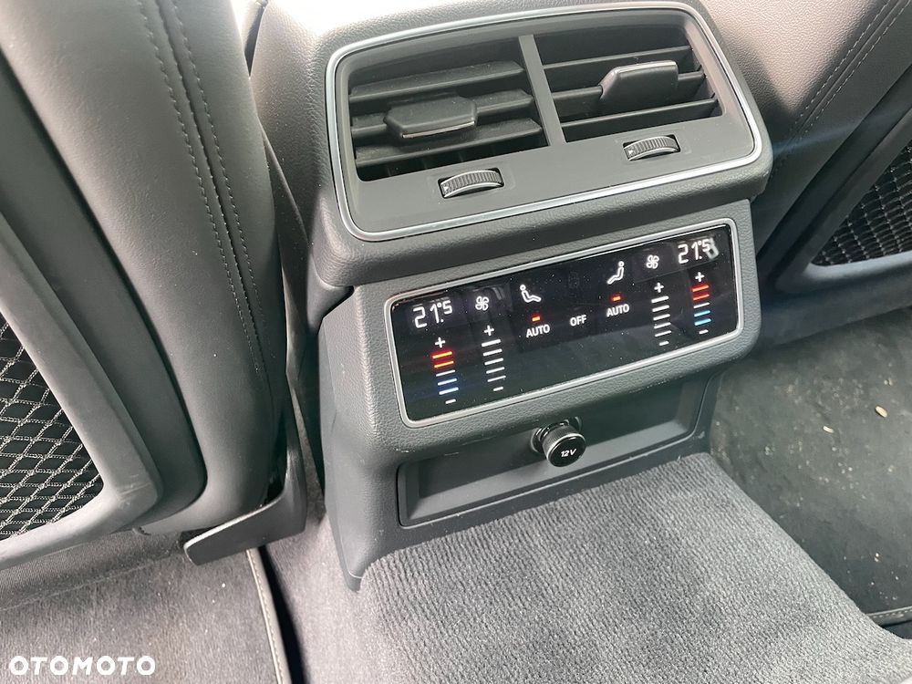 Audi A6 Avant - 16