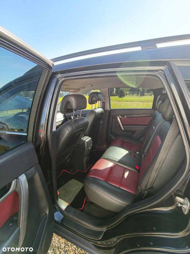 Chevrolet Captiva 2.4 LS 5os - 6