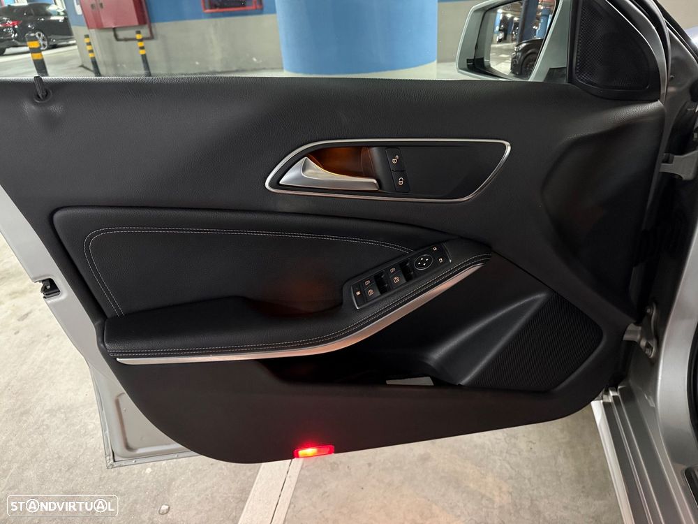 Mercedes-Benz A 200 CDI (BlueEFFICIENCY) Urban - 19