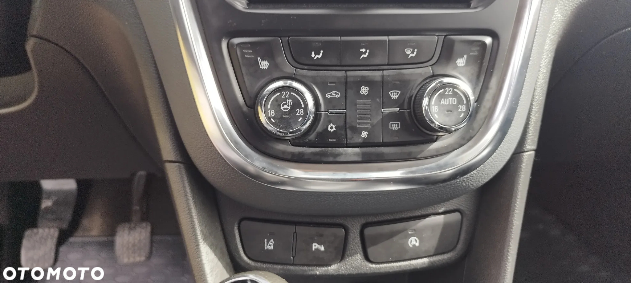 Opel Mokka 1.6 CDTI Cosmo S&S - 12