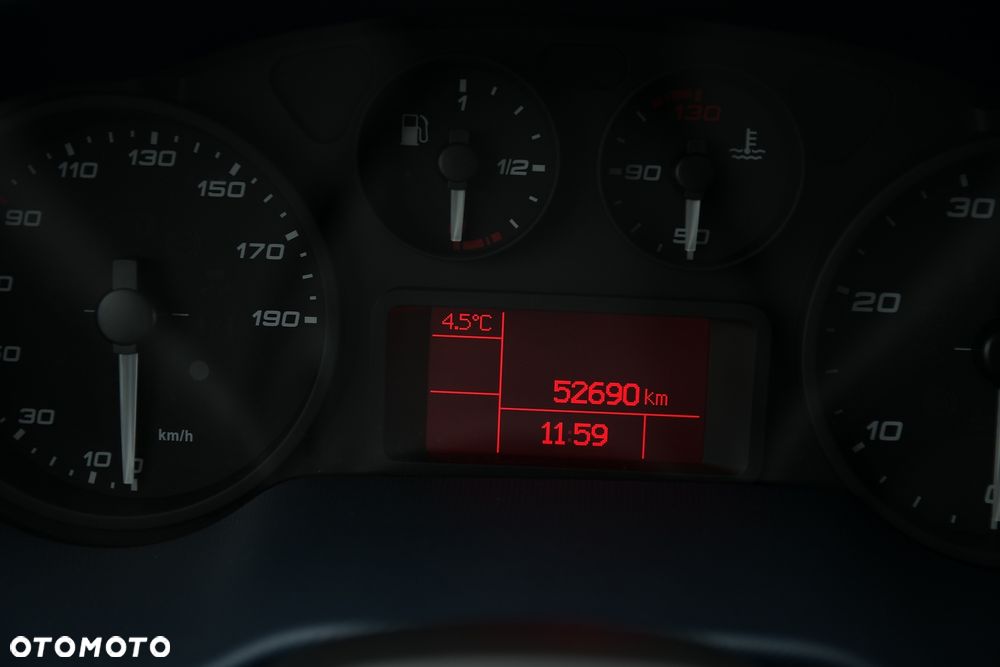 Iveco DAILY 50-180 * BURTO-PLANDEKA + WINDA DHOLLANDIA 1TONA* Salon PL PRZEBIEG 50TYS KM - 28