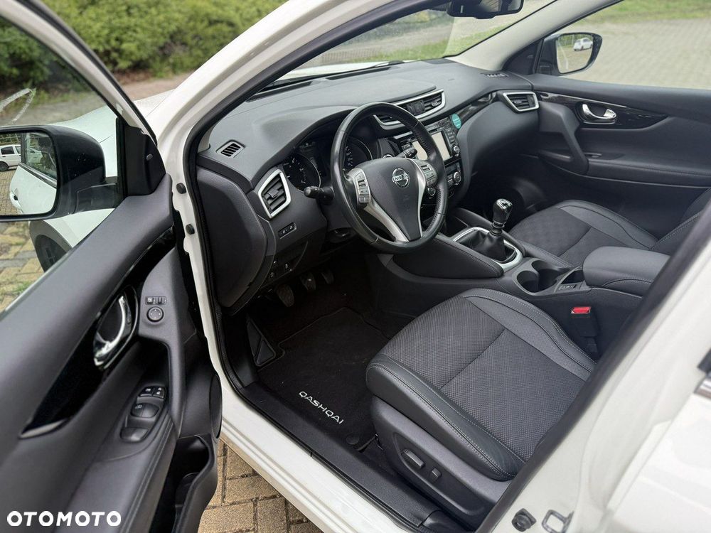 Nissan Qashqai 1.5 dCi Tekna - 6
