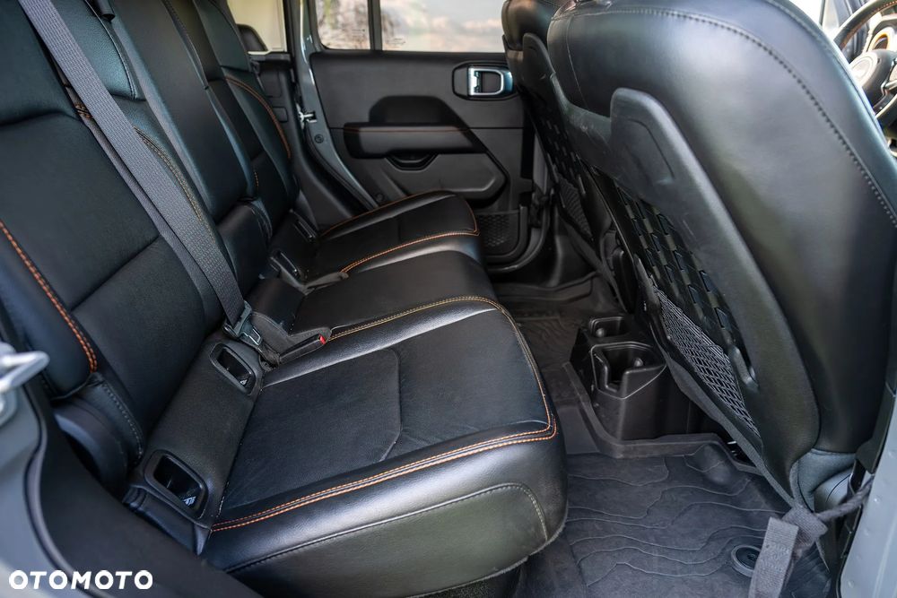 Jeep Inny - 33