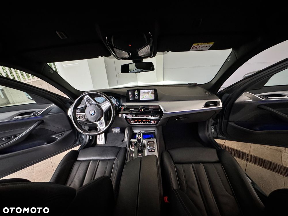 BMW Seria 5 520d xDrive - 30