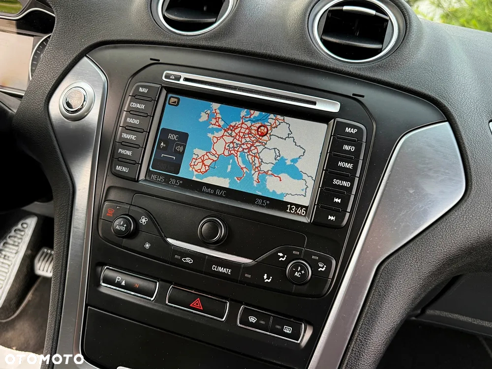 Ford Mondeo - 37