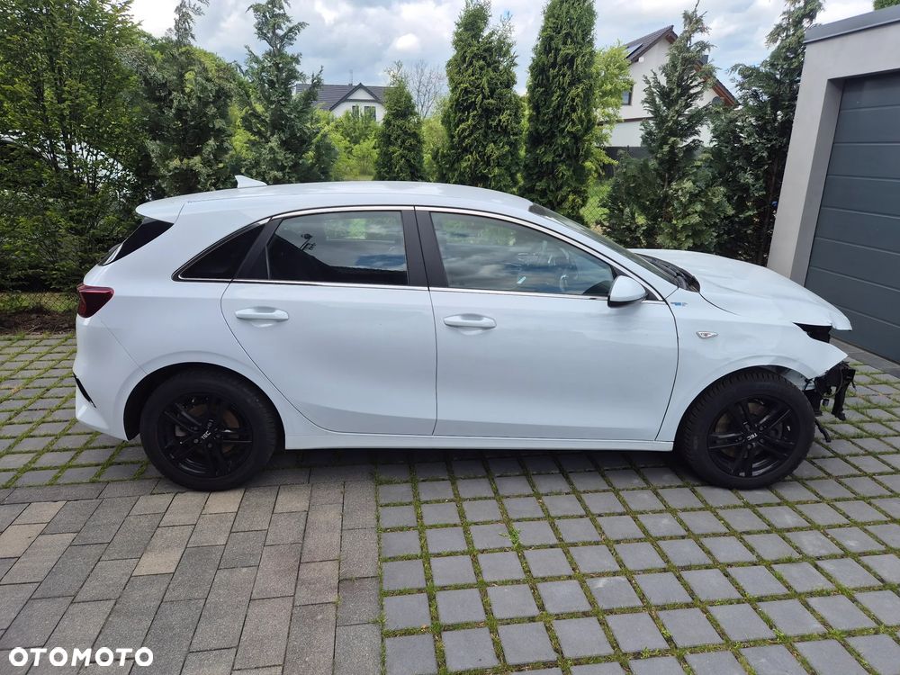 Kia Ceed - 1