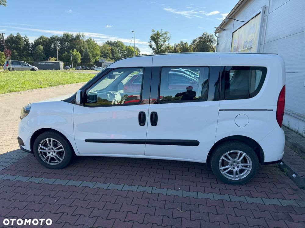 Fiat Doblo 1.6 16V Multijet Lounge - 1