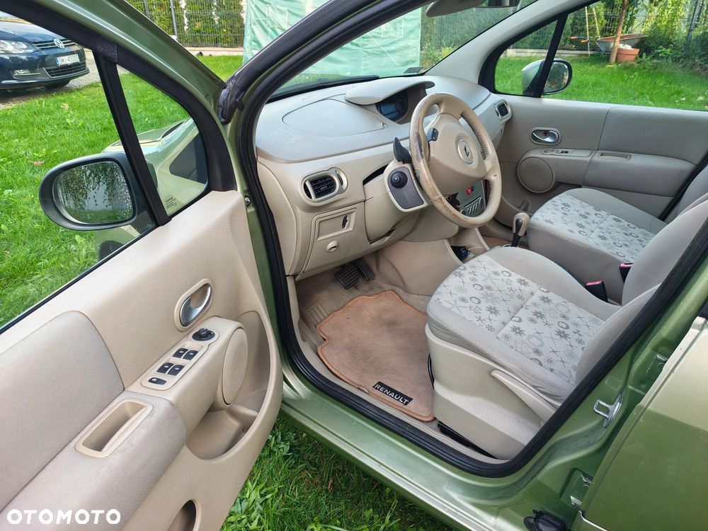 Renault Modus - 28