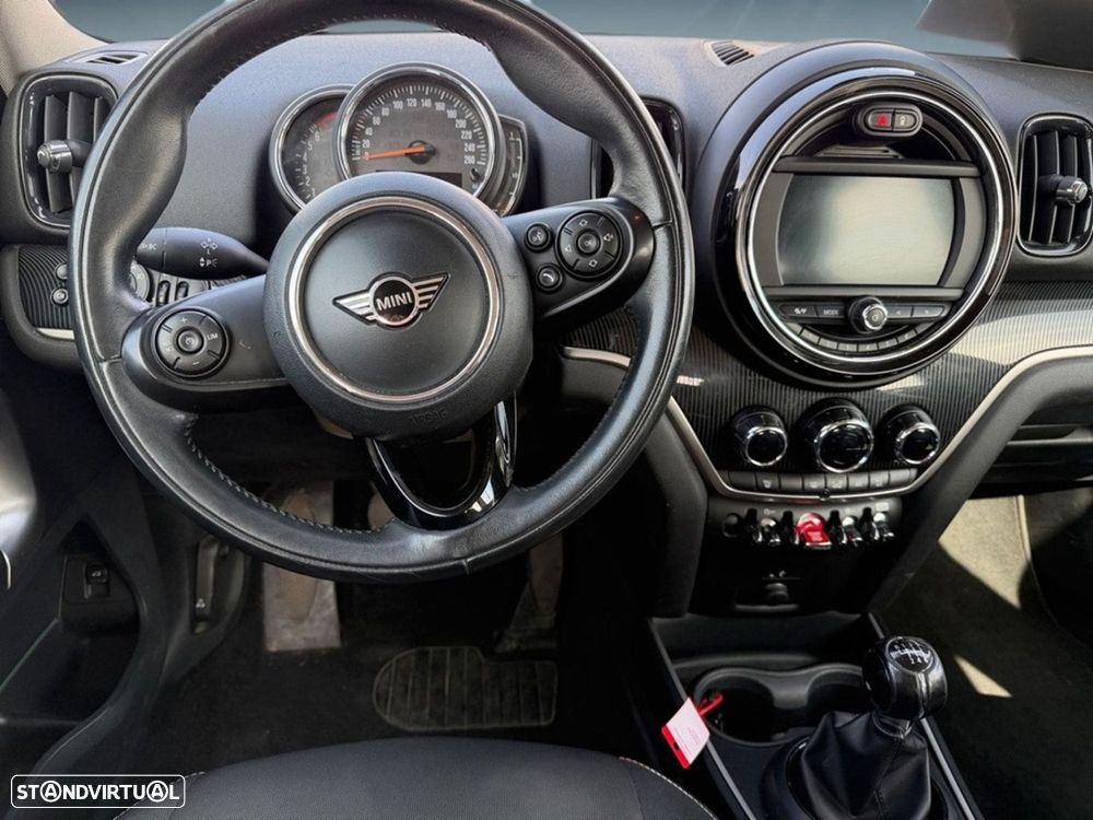 MINI Countryman One - 12