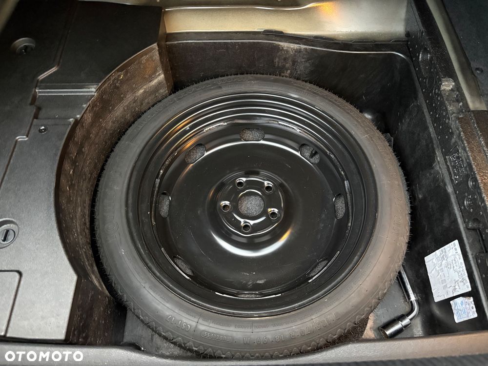 Volkswagen Passat CC 1.8 TSI DSG - 23