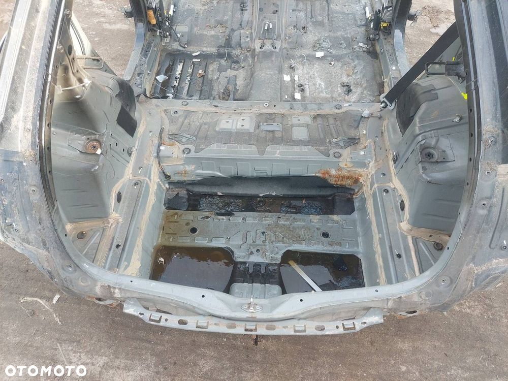 WANNA BAGAŻNIKA PAS TYLNY HONDA CIVIC VIII B92P - 1