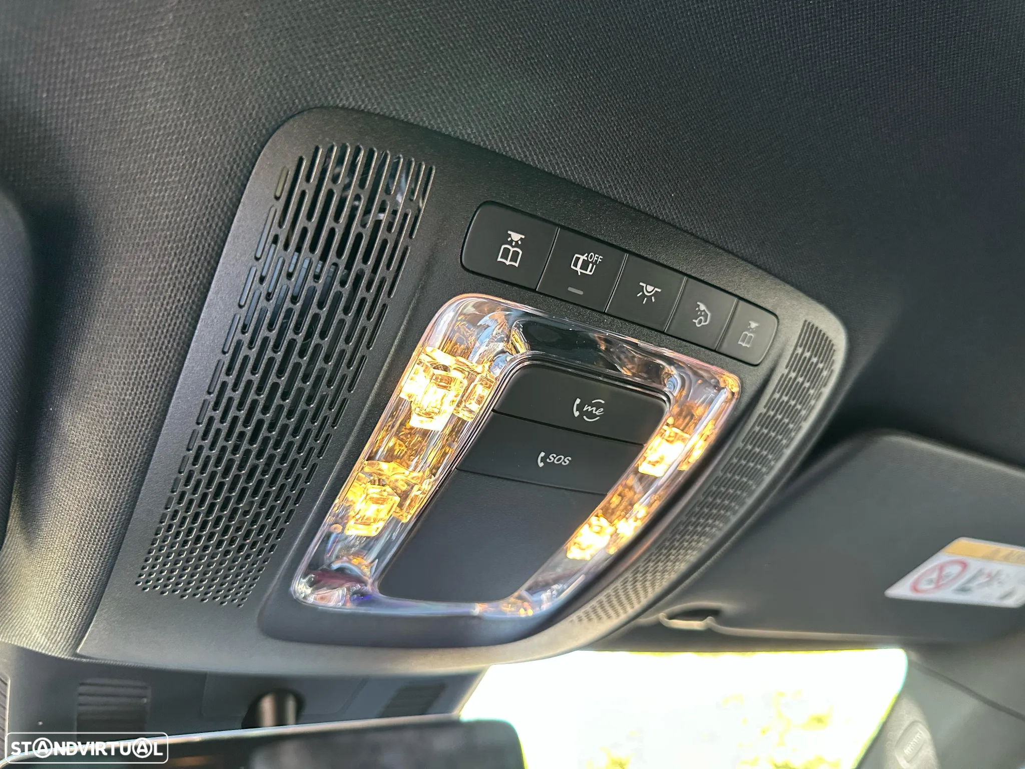 Mercedes-Benz A 250 Limousine e AMG Line - 26