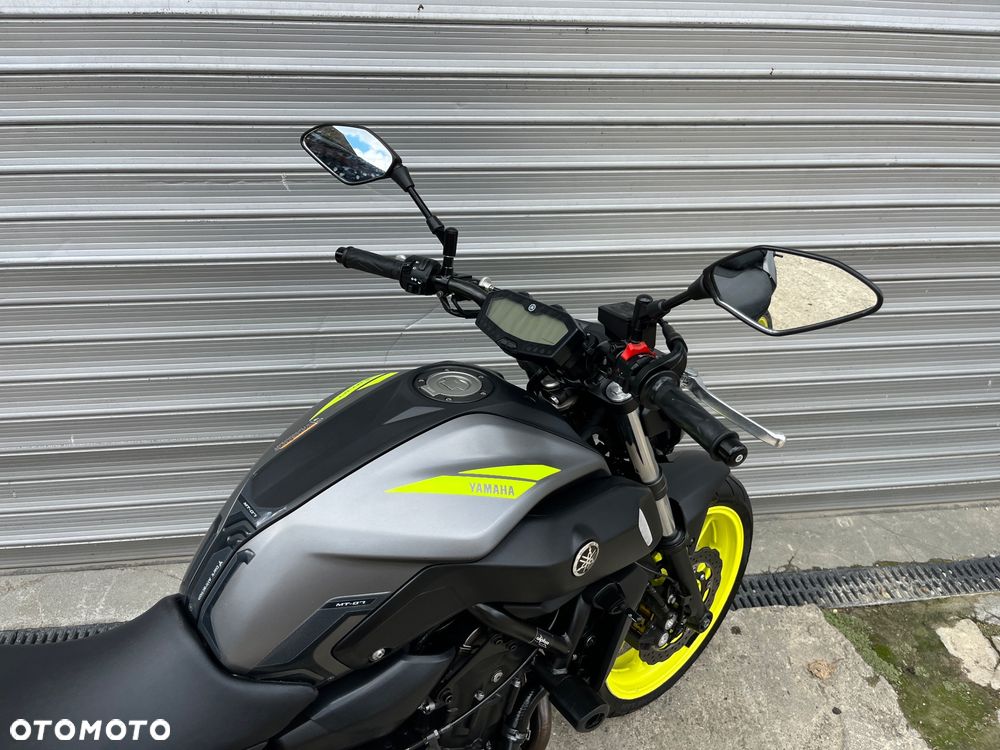Yamaha MT - 16