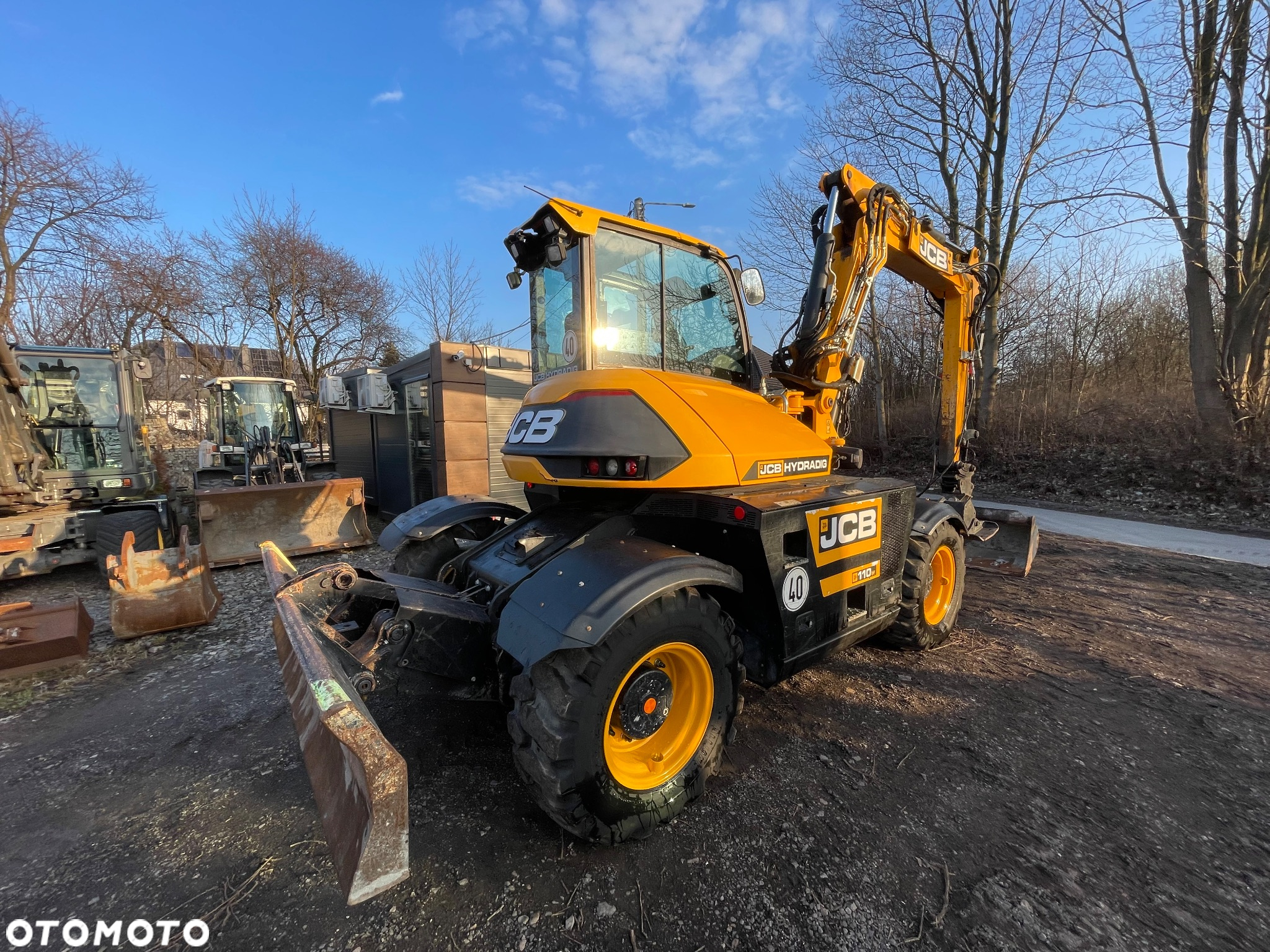 JCB HYDRADIG - 3