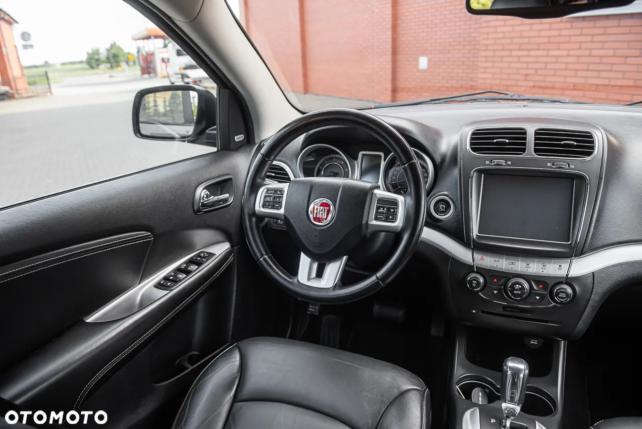 Fiat Freemont 2.0 Multijet Black Code AWD - 27