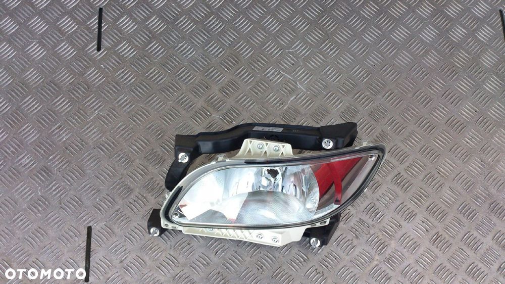 HALOGEN PRZEDNI ZDERZAKA LEWY NOWY DAF XF 106 - 2