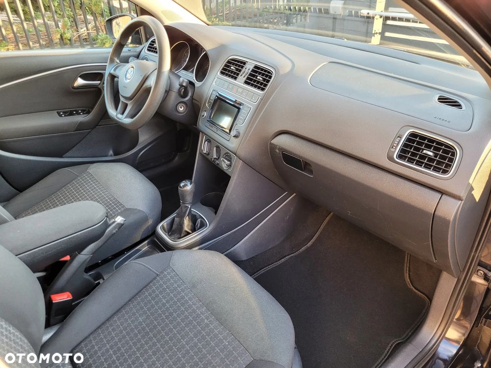 Volkswagen Polo 1.0 (Blue Motion Technology) Comfortline - 16
