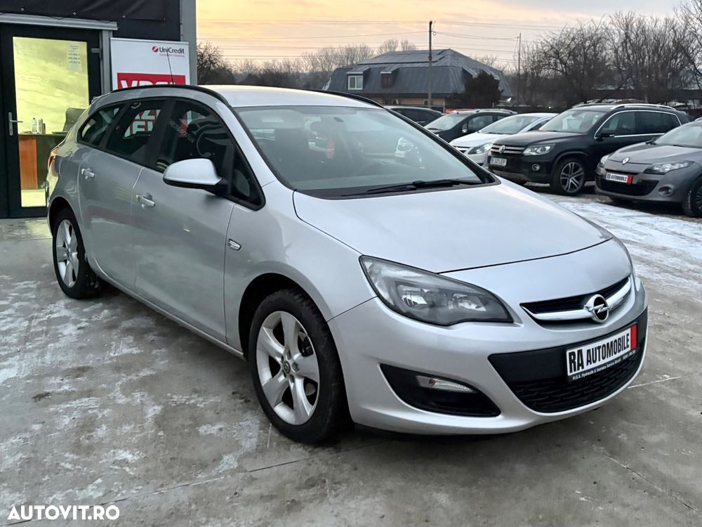 Opel Astra 1.4 Turbo ECOTEC Cosmo - 12