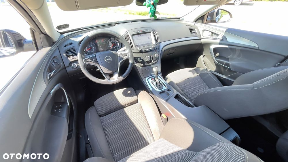 Opel Insignia - 11
