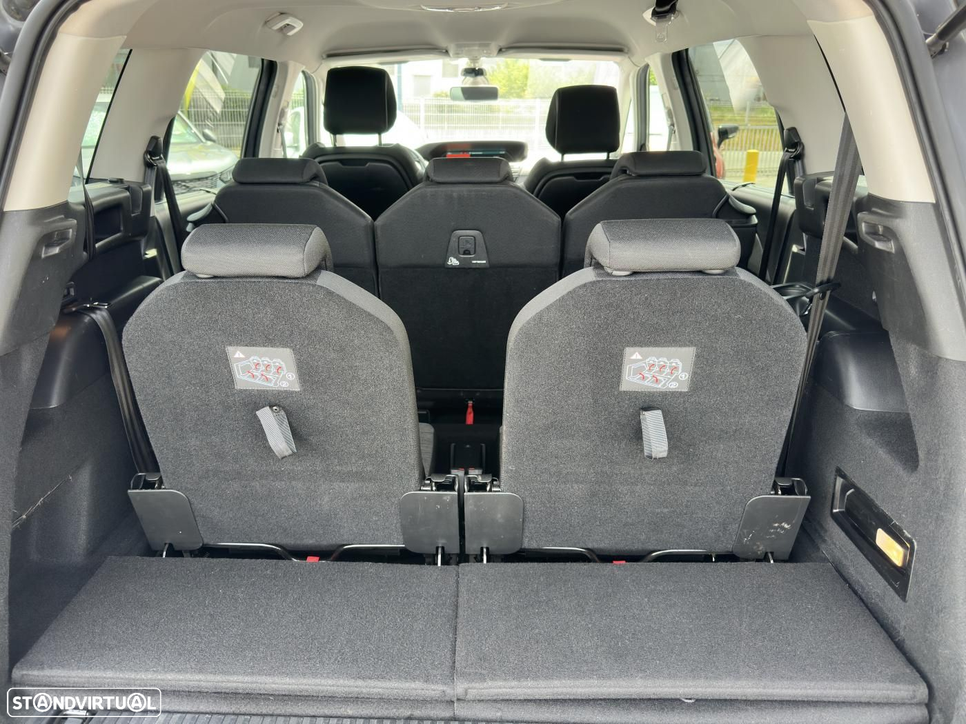 Citroën C4 Grand Picasso e-HDi 115 Exclusive - 16