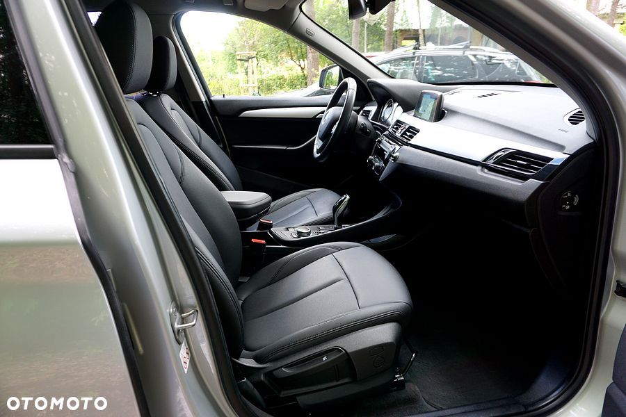 BMW X1 sDrive18d xLine sport - 29