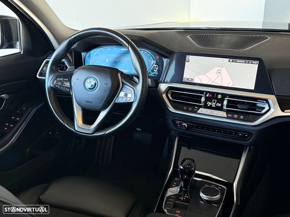 BMW 320 e Line Sport Auto - 14
