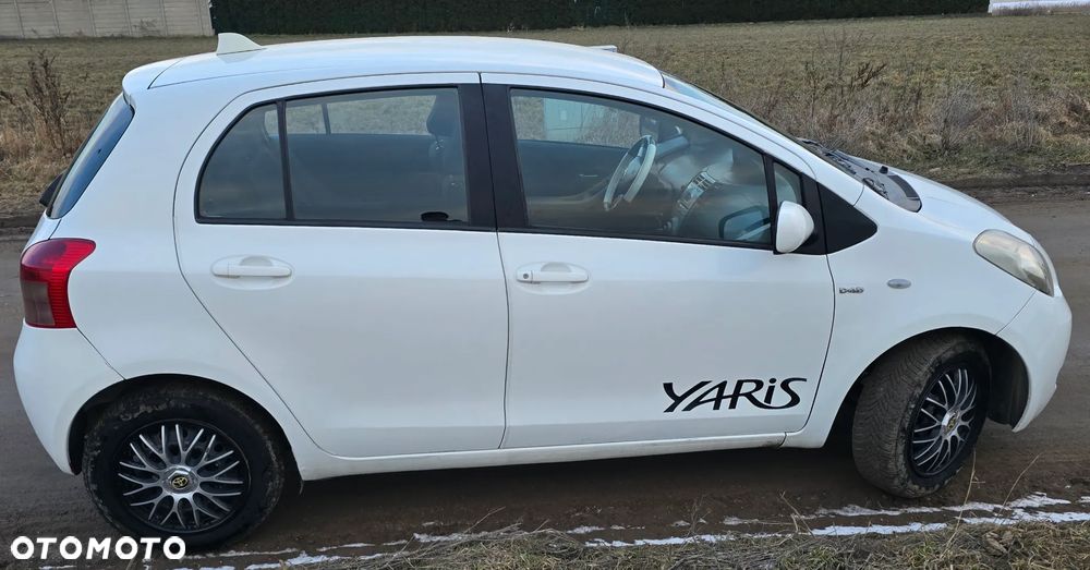 Toyota Yaris 1.4 D-4D Prestige - 7