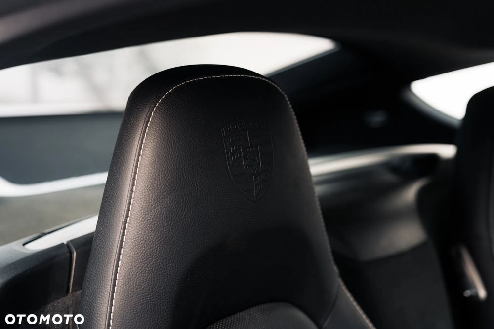 Porsche 718 Cayman GPF Style Edition PDK - 33