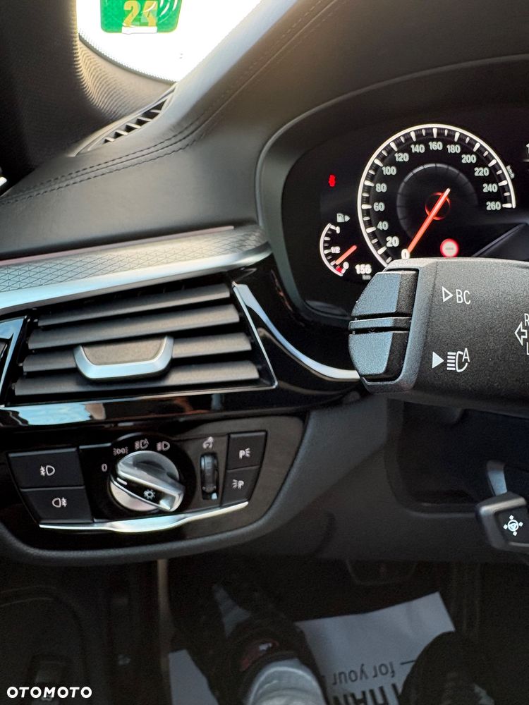 BMW Seria 5 540i xDrive M Sport sport - 13