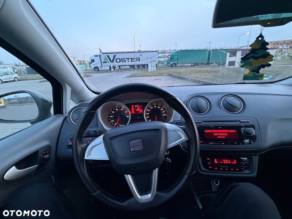 Seat Ibiza SC 1.4 16V Sport - 8