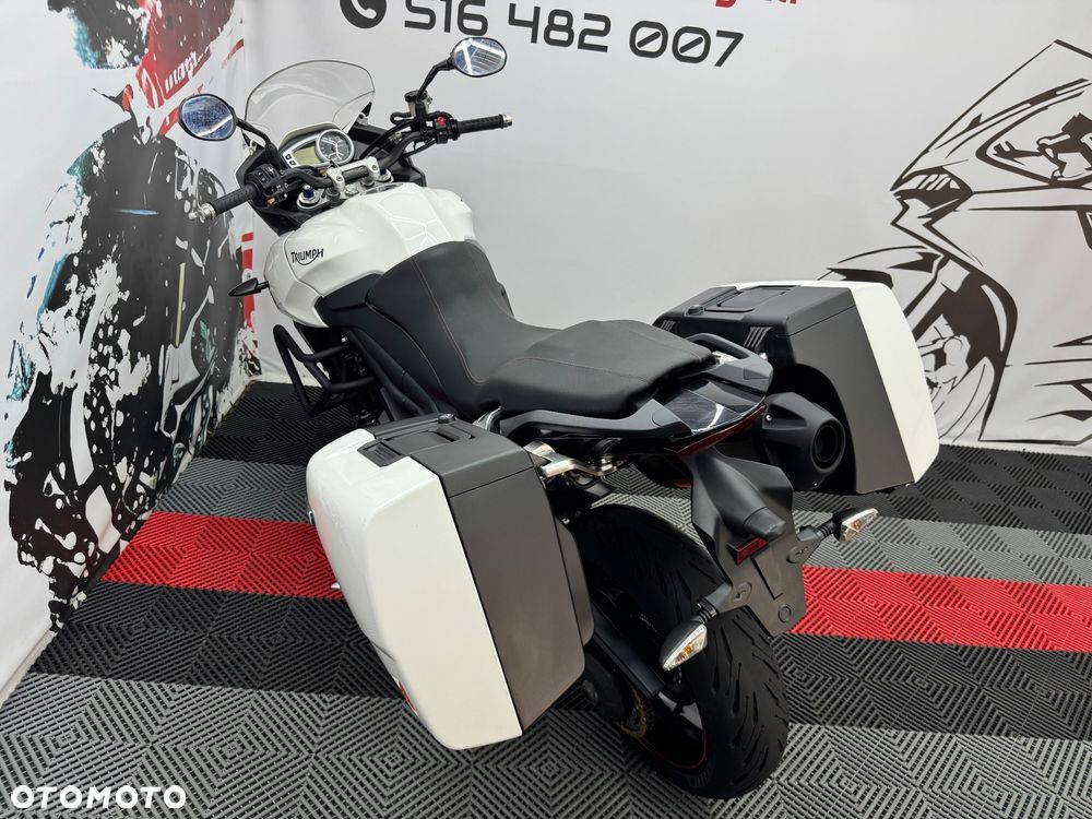 Triumph Tiger - 35