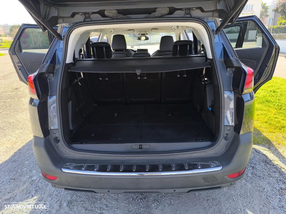 Peugeot 5008 - 21