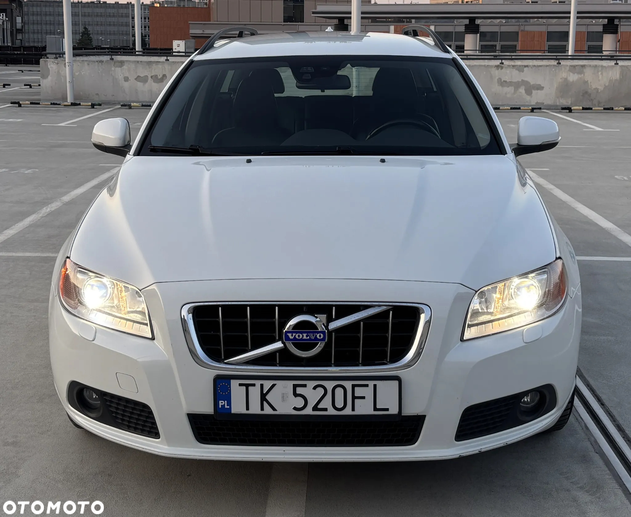Volvo V70 2.5T Ocean Race - 9