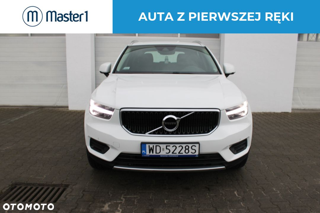 Volvo XC 40 T3 Momentum Pro - 4