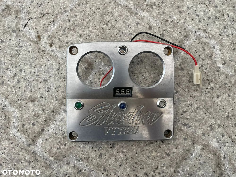 emblemat wypełnienie osłona licznika Honda Shadow VT1100 (nr 1380) - 1