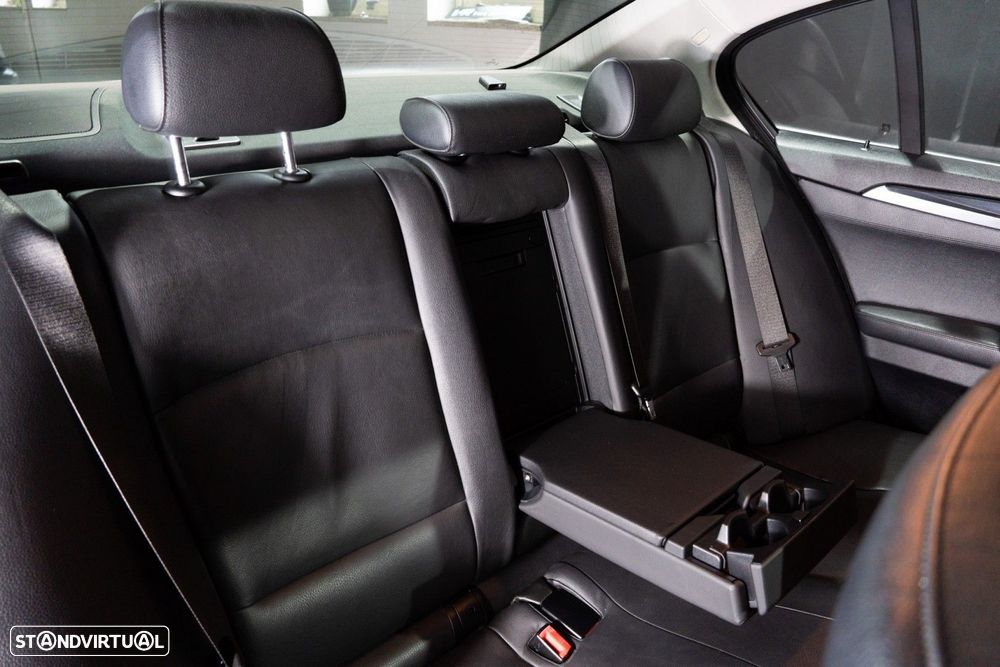 BMW 520 d Line Luxury Auto - 29