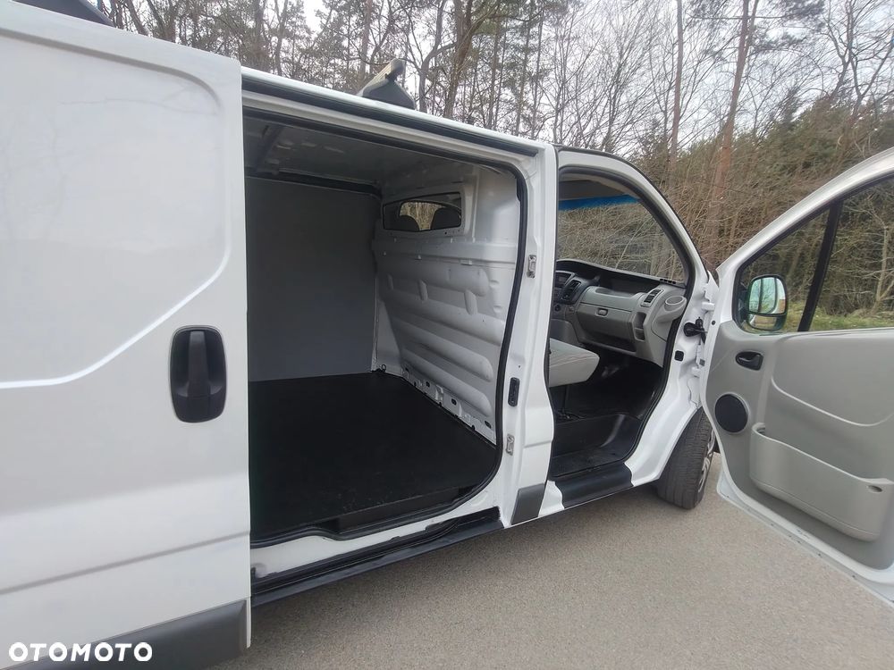 Renault Trafic - 32