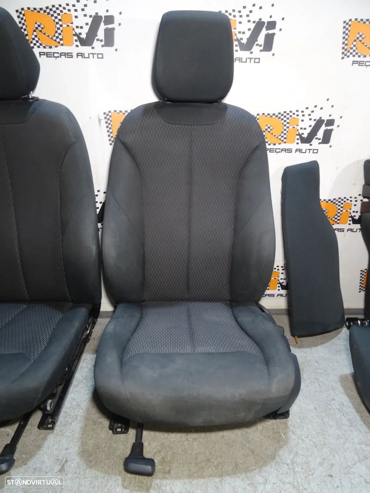 Bancos BMW Serie 1 F20 em Tecido - 4