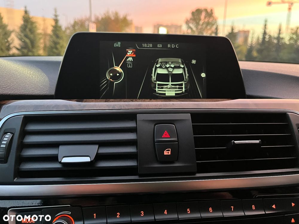 BMW Seria 3 320d - 8