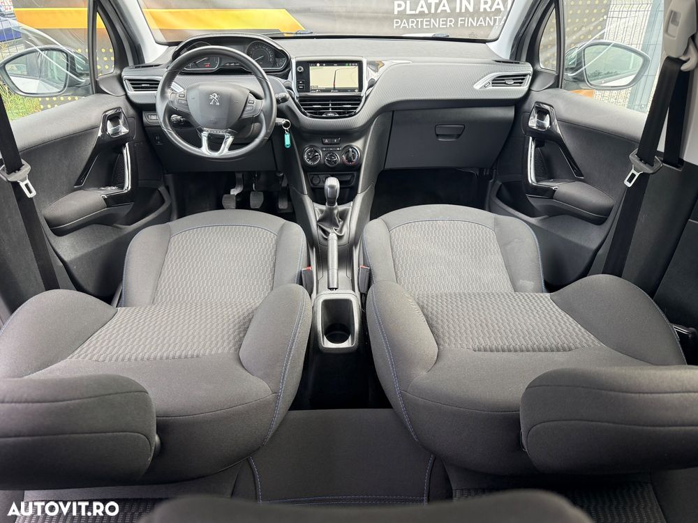 Peugeot 208 PureTech 110 Stop & Start Tech Edition - 6