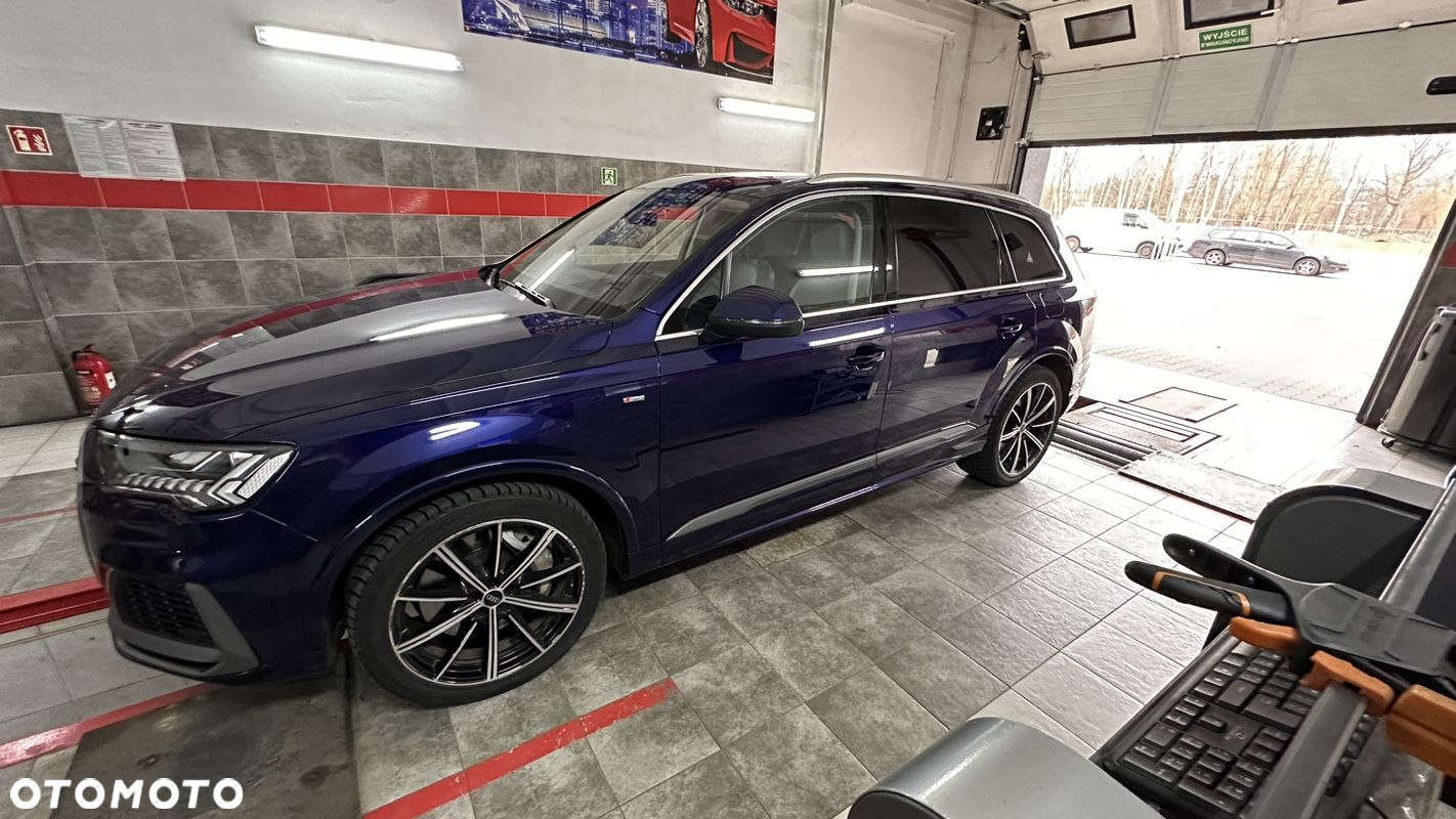 Audi Q7 55 TFSI e Quattro S Line Tiptr - 10