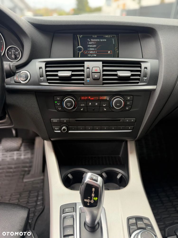 BMW X3 xDrive20d - 16