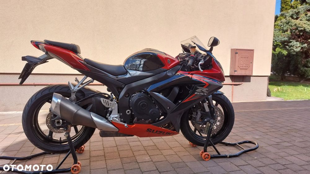 Suzuki GSX-R - 2