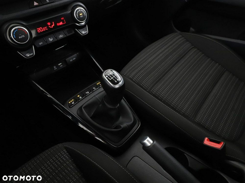 Kia Stonic 1.0 T-GDI M DCT - 28